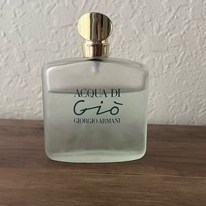 Acqua di Gio perfume